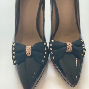 Moschino timeless pumps